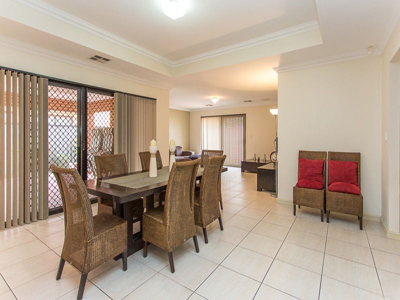 20 Tarradee Circuit, Thornlie WA 6108