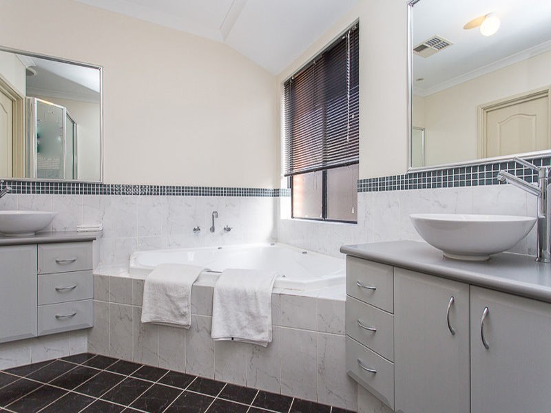 20 Tarradee Circuit, Thornlie WA 6108