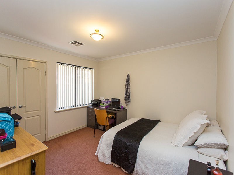 20 Tarradee Circuit, Thornlie WA 6108