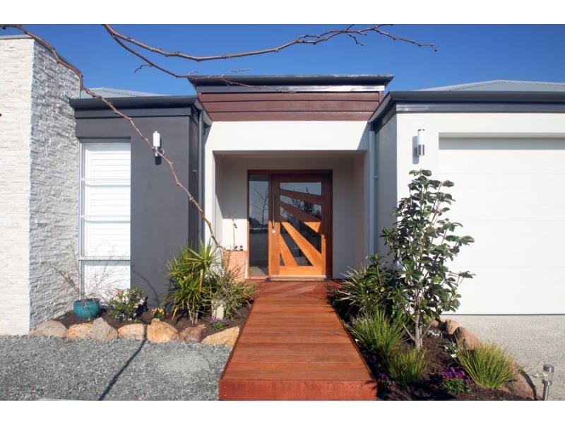 17 Magdalen Loop, Piara Waters WA 6112