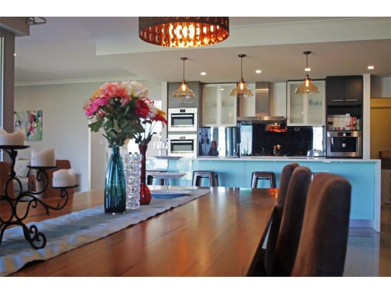 17 Magdalen Loop, Piara Waters WA 6112