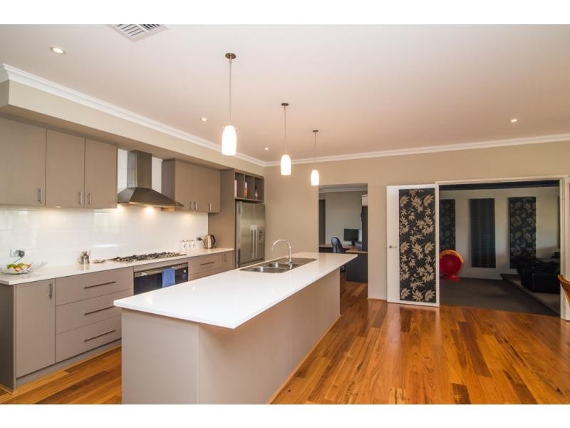 12 Sofia Rise, Southern River WA 6110