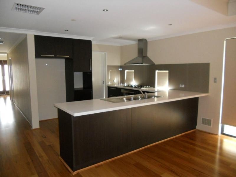 13 Linkwater Pass, Southern River WA 6110