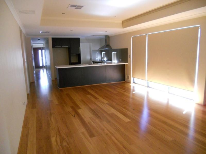 13 Linkwater Pass, Southern River WA 6110