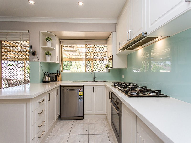 14 Choseley Place, Langford WA 6147