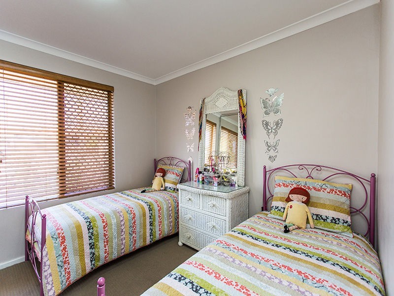 14 Choseley Place, Langford WA 6147