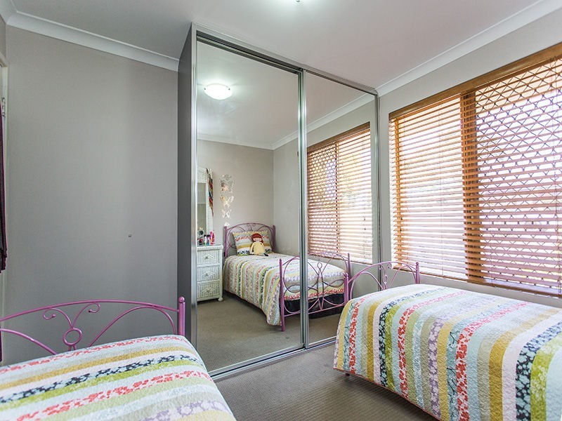 14 Choseley Place, Langford WA 6147