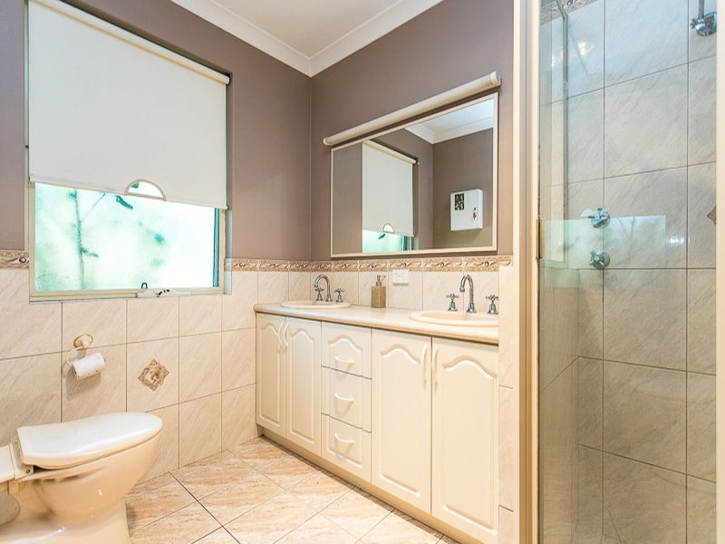 28 Connaught Gardens, Canning Vale WA 6155