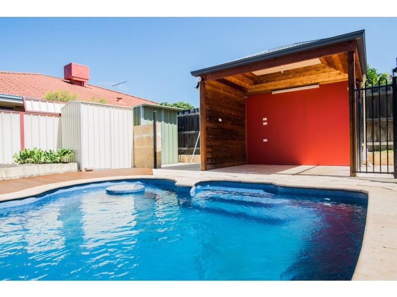 5 Tincurrin Drive, Southern River WA 6110