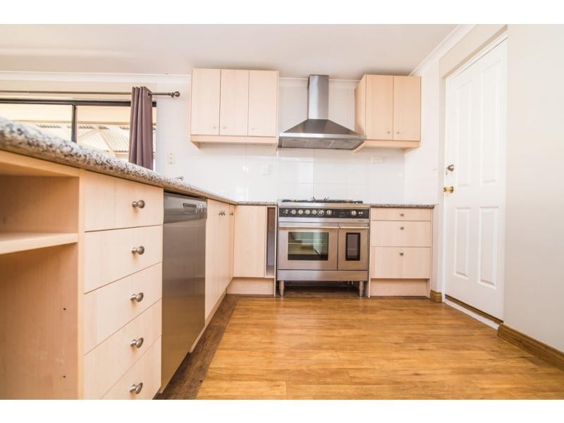 5 Tincurrin Drive, Southern River WA 6110