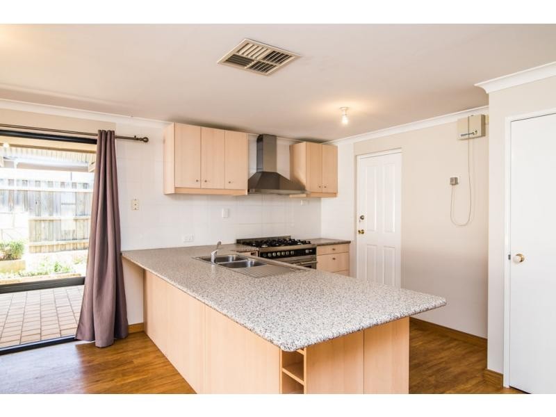 5 Tincurrin Drive, Southern River WA 6110