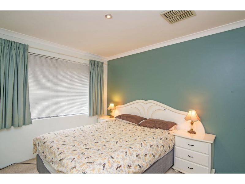 8 Asheville Parade, Landsdale WA 6065