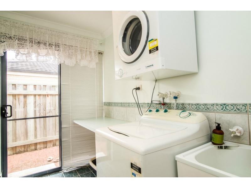 8 Asheville Parade, Landsdale WA 6065