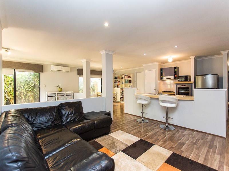 29 Aviemore Green, Canning Vale WA 6155