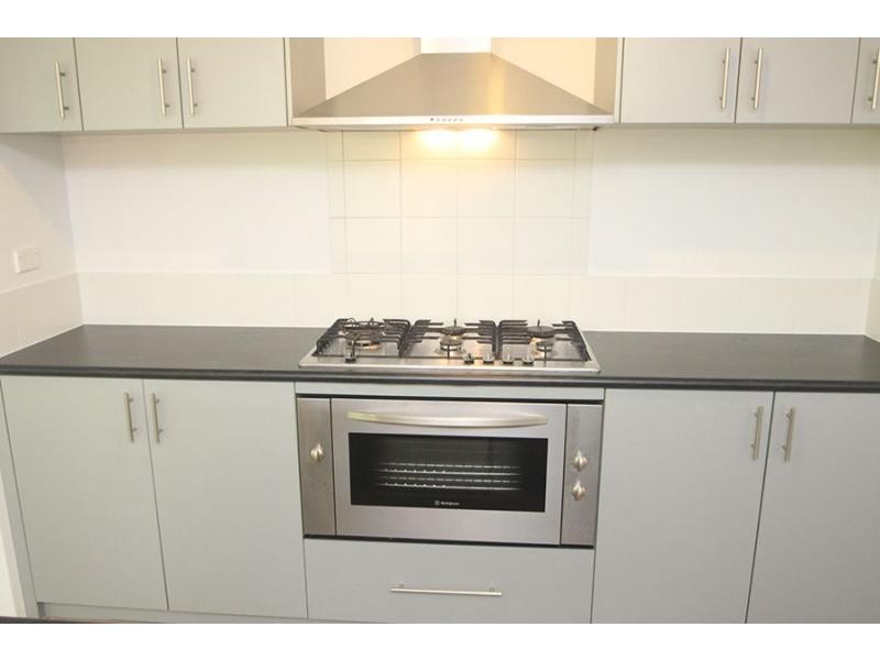 16 Pilkington Street, Canning Vale WA 6155