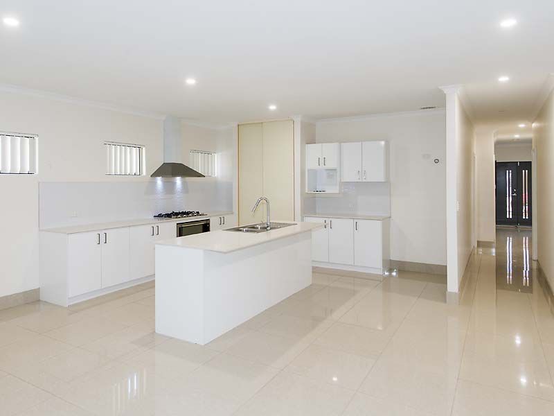36 ROTHERY Loop, Piara Waters WA 6112