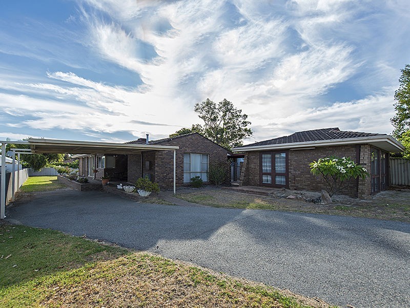 63 Braibrise Road, Wilson WA 6107