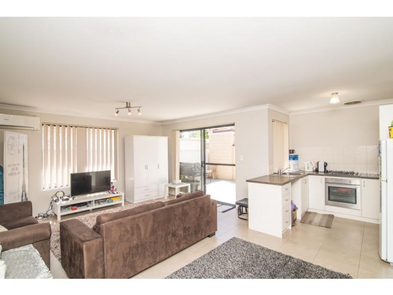 5/11 Sheoak Road, Maddington WA 6109