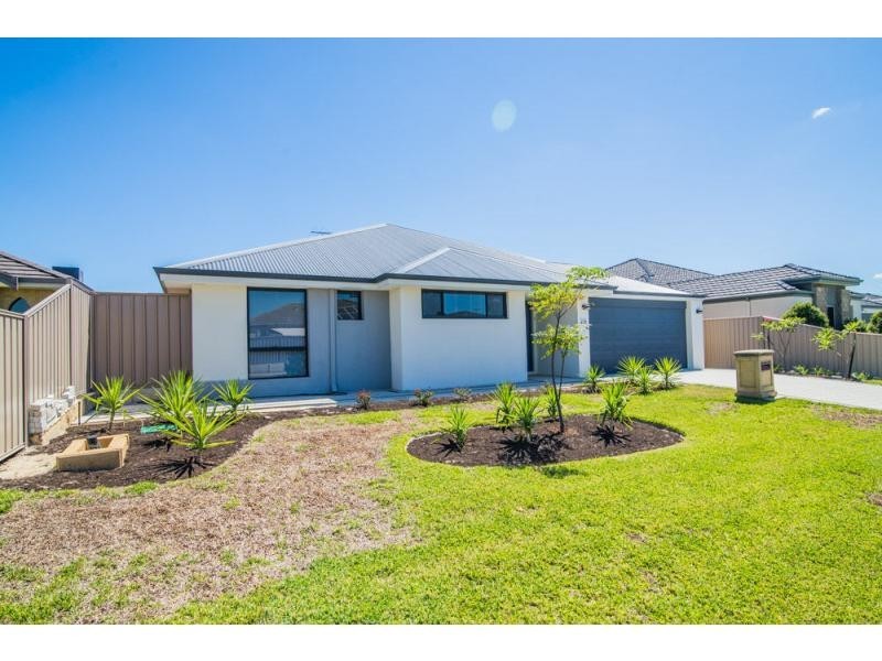 26 Randwick Bend, Harrisdale WA 6112