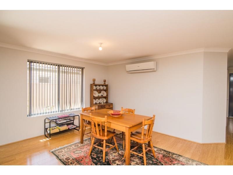 26 Randwick Bend, Harrisdale WA 6112