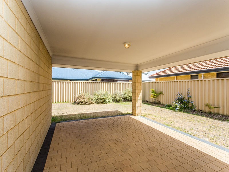 11 Bletchley Parkway, Southern River WA 6110