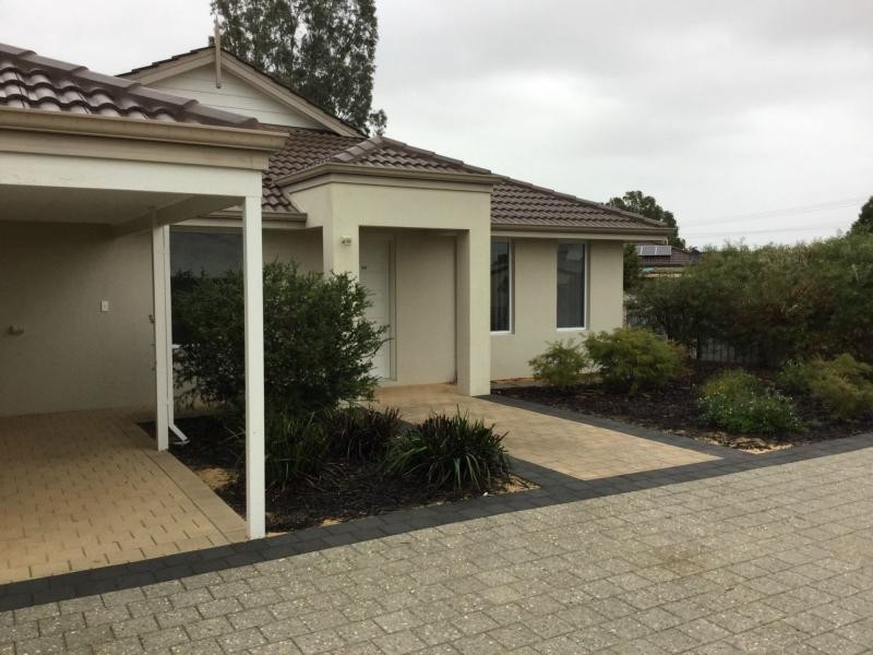 5B Walters Road, Byford WA 6122