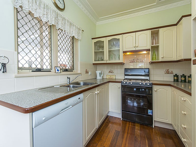 173 Gwenyfred Road, Kensington WA 6151