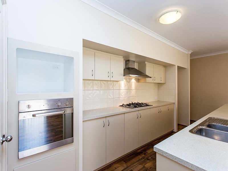 11 Bletchley Parkway, Southern River WA 6110