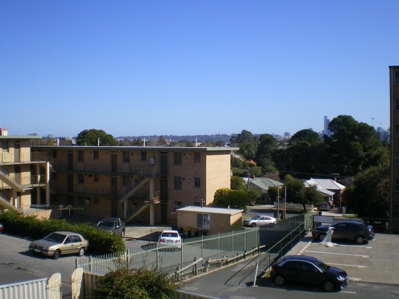 9/57 King George Street, Victoria Park WA 6100