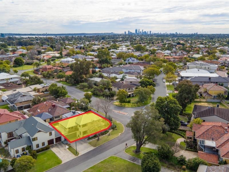 27 Unwin Crescent, Salter Point WA 6152