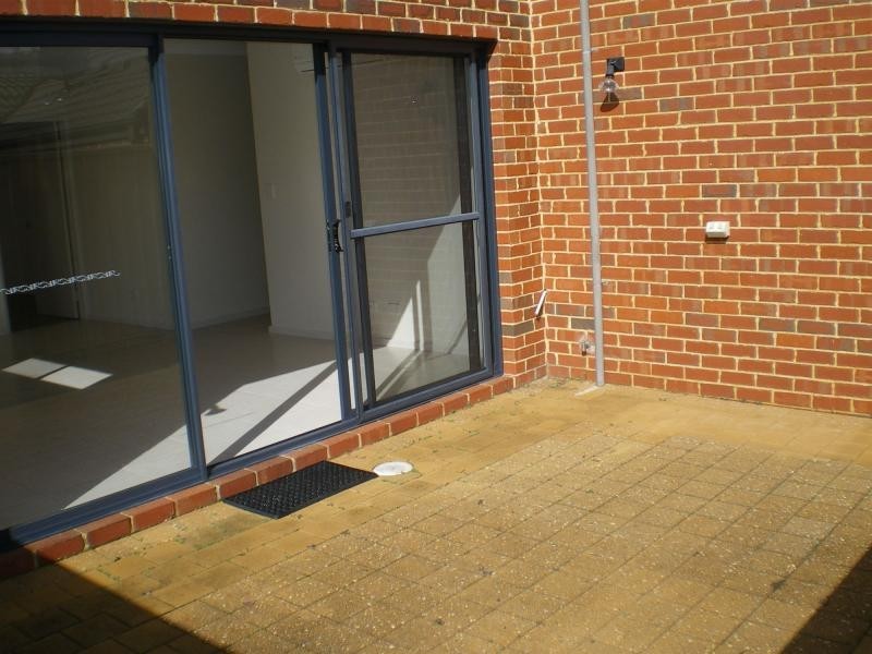 40B Selina Street, Innaloo WA 6018