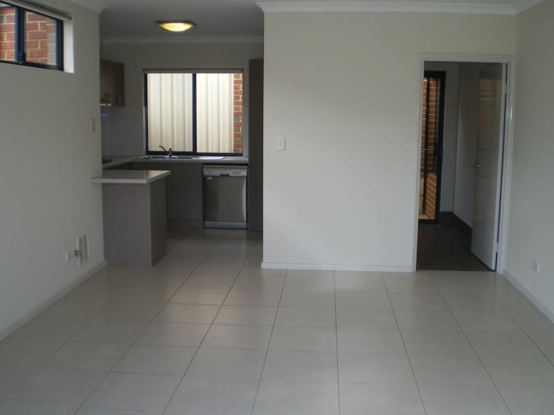 40B Selina Street, Innaloo WA 6018