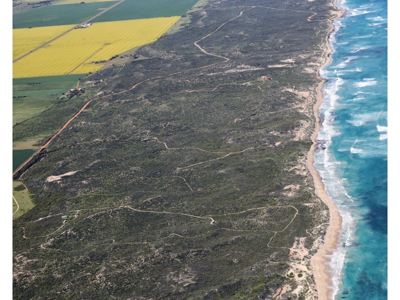 Lot 17 Red Emperor Drive, South Greenough WA 6528