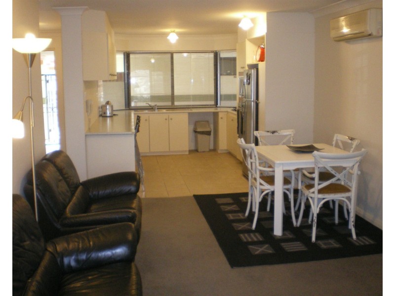 4/45 Angelo Street, South Perth WA 6151