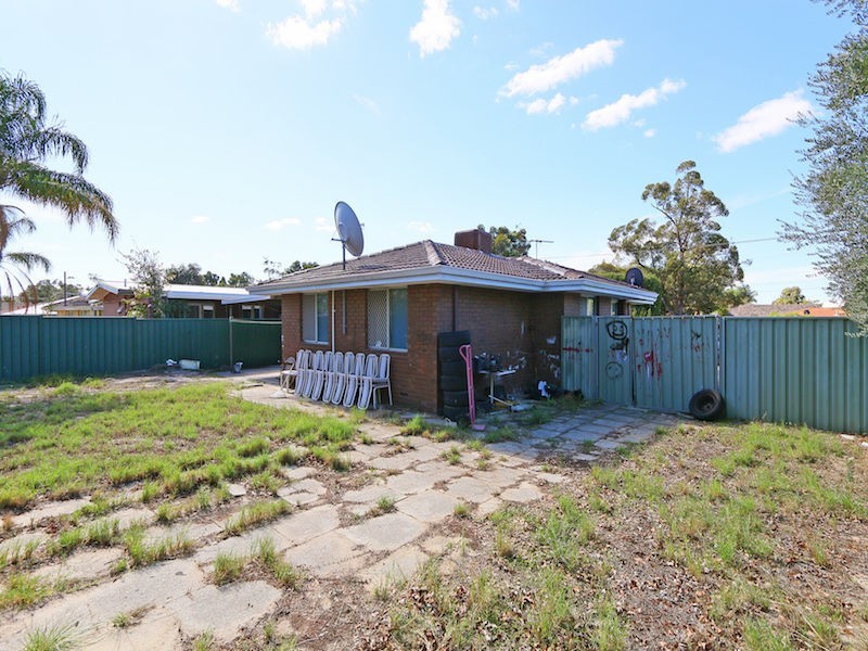 109 Spencer Road, Langford WA 6147