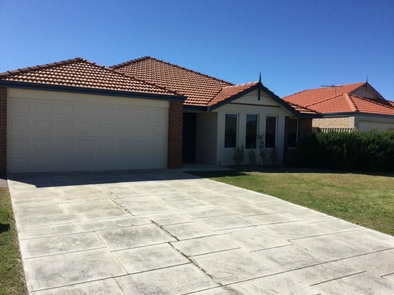 14 Batty Road, Byford WA 6122