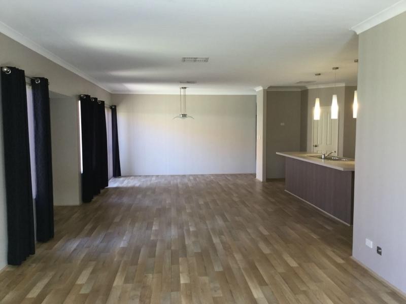 14 Batty Road, Byford WA 6122