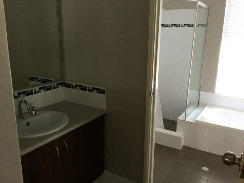 14 Batty Road, Byford WA 6122