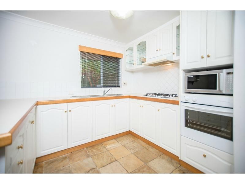 11A Karri Way, Ferndale WA 6148