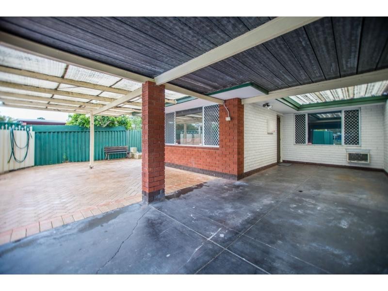 11A Karri Way, Ferndale WA 6148