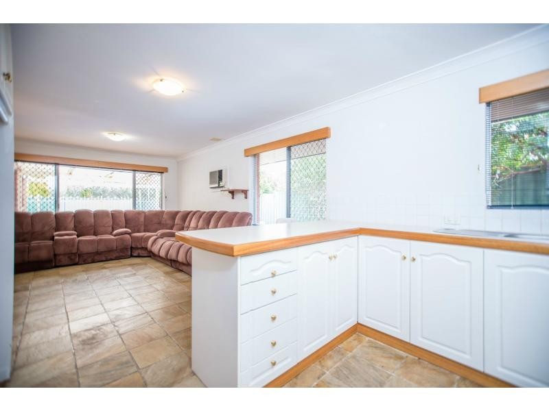 11A Karri Way, Ferndale WA 6148