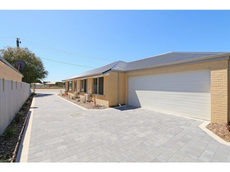 225A Sevenoaks Street, Cannington WA 6107