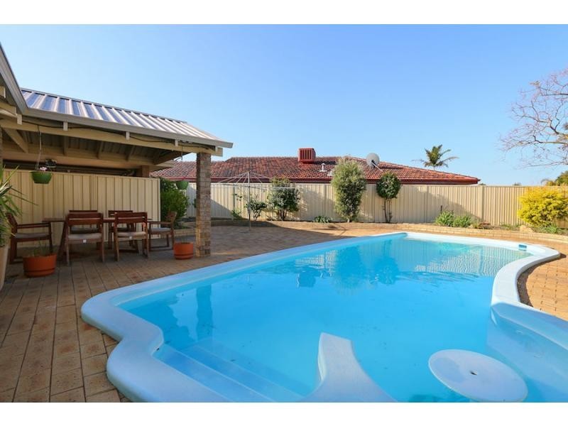 14 Bathurst Court, Willetton WA 6155