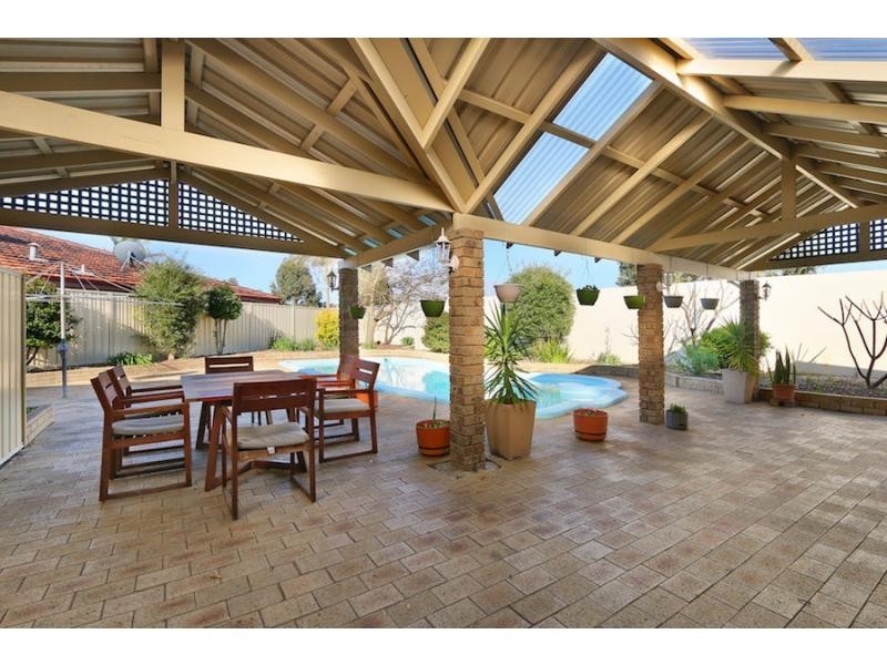 14 Bathurst Court, Willetton WA 6155