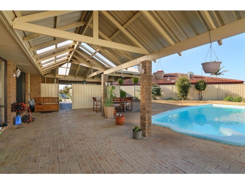 14 Bathurst Court, Willetton WA 6155