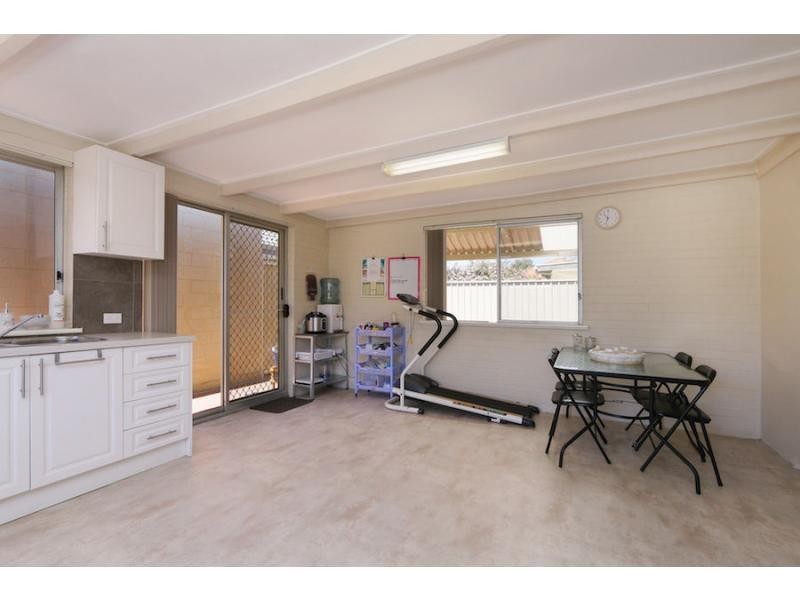 12B Clancy Way, Thornlie WA 6108