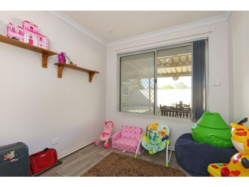 30 Ellamere Retreat, Maddington WA 6109