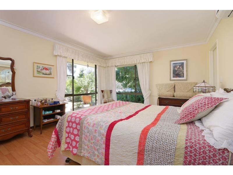 133 Burrendah Boulevard, Willetton WA 6155