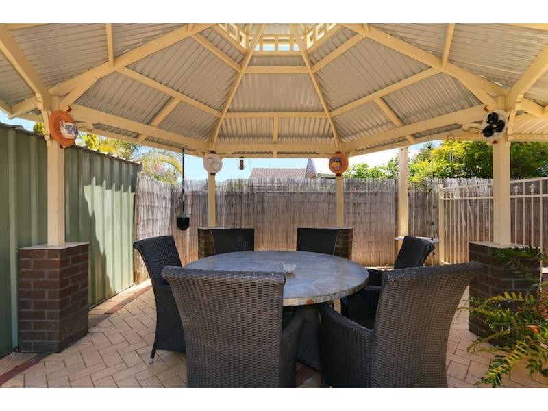 133 Burrendah Boulevard, Willetton WA 6155