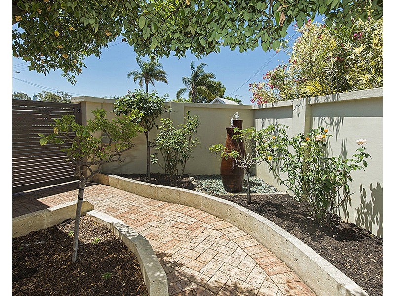 25 Douglas Avenue, South Perth WA 6151